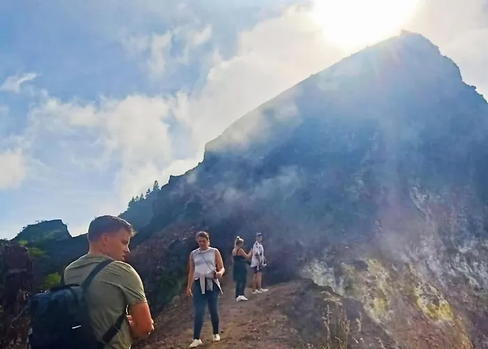 Bunbulan Hill And *