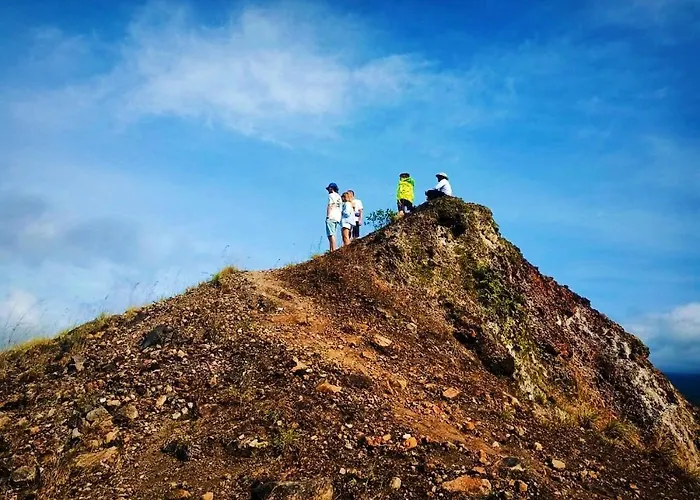 Hostel Bunbulan Hill And *